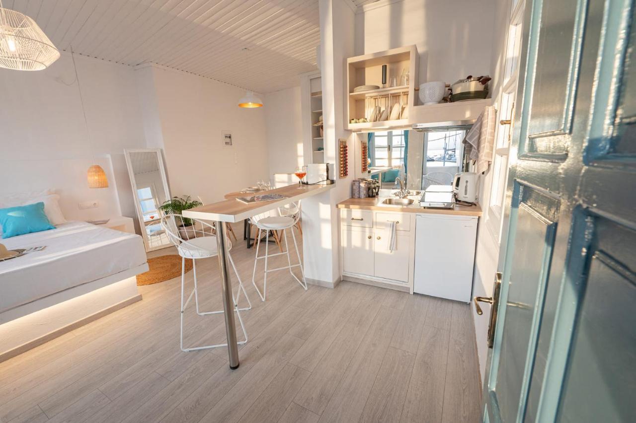 The White Rose Apartment Poros Town Exterior photo