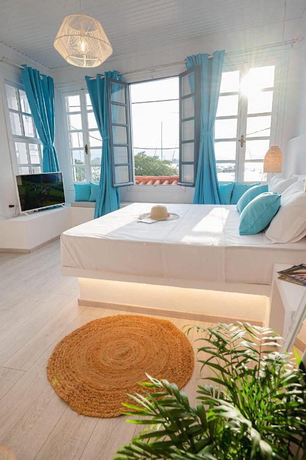 The White Rose Apartment Poros Town Exterior photo