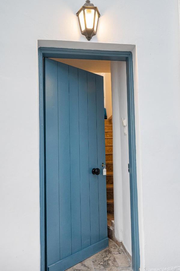 The White Rose Apartment Poros Town Exterior photo