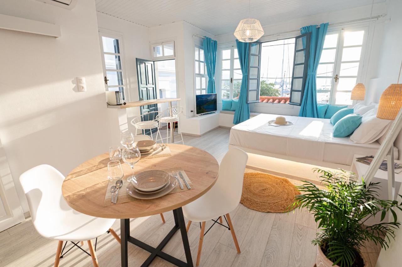 The White Rose Apartment Poros Town Exterior photo